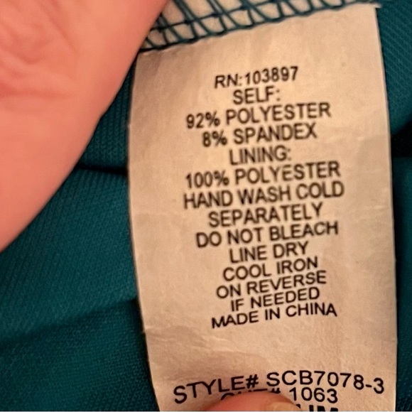 Excellent Condition! Charlotte Russe Party Dress, Size Medium. - Picture 3 of 4